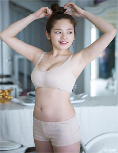 《免费做运动打扑克视频-女人被添荫蒂的高潮叫》
